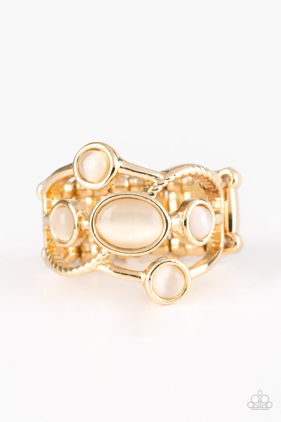 Moon Mood - Gold Ring