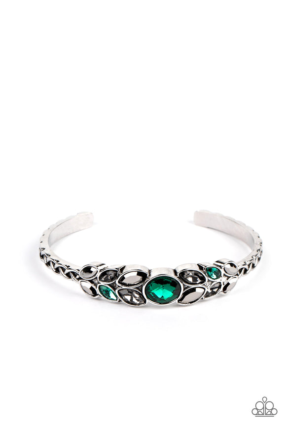 Vogue Vineyard - Green Bracelet